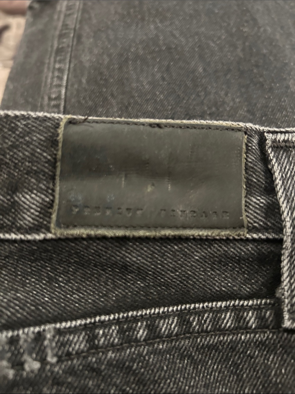 Citizens of Humanity Charlotte High Rise Straight Sz 28 Black Distressed Denim - Picture 6 of 13